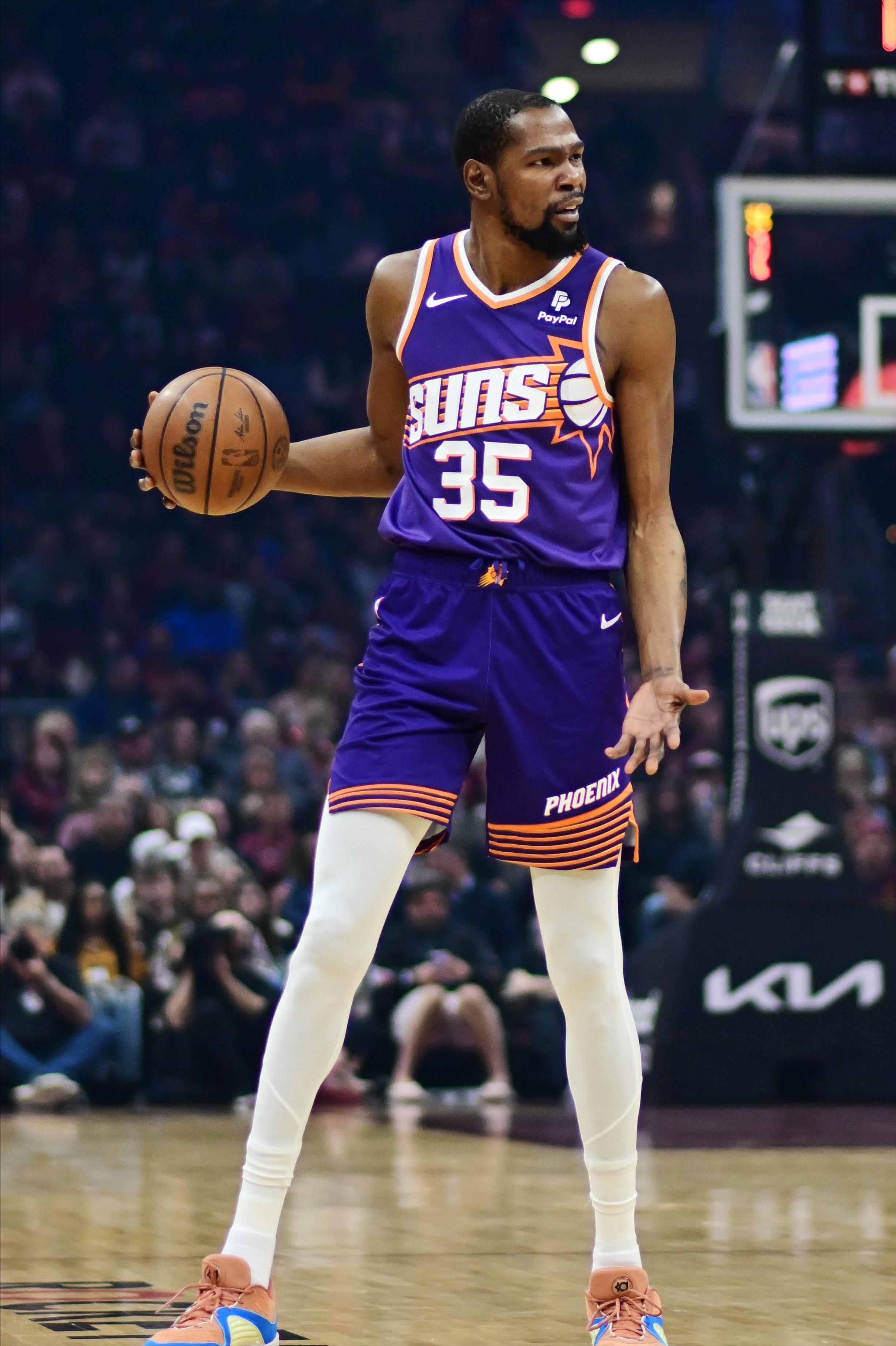 赛事入口-杜兰特总得分能超越科比吗?对比36岁得分表现,差距不小