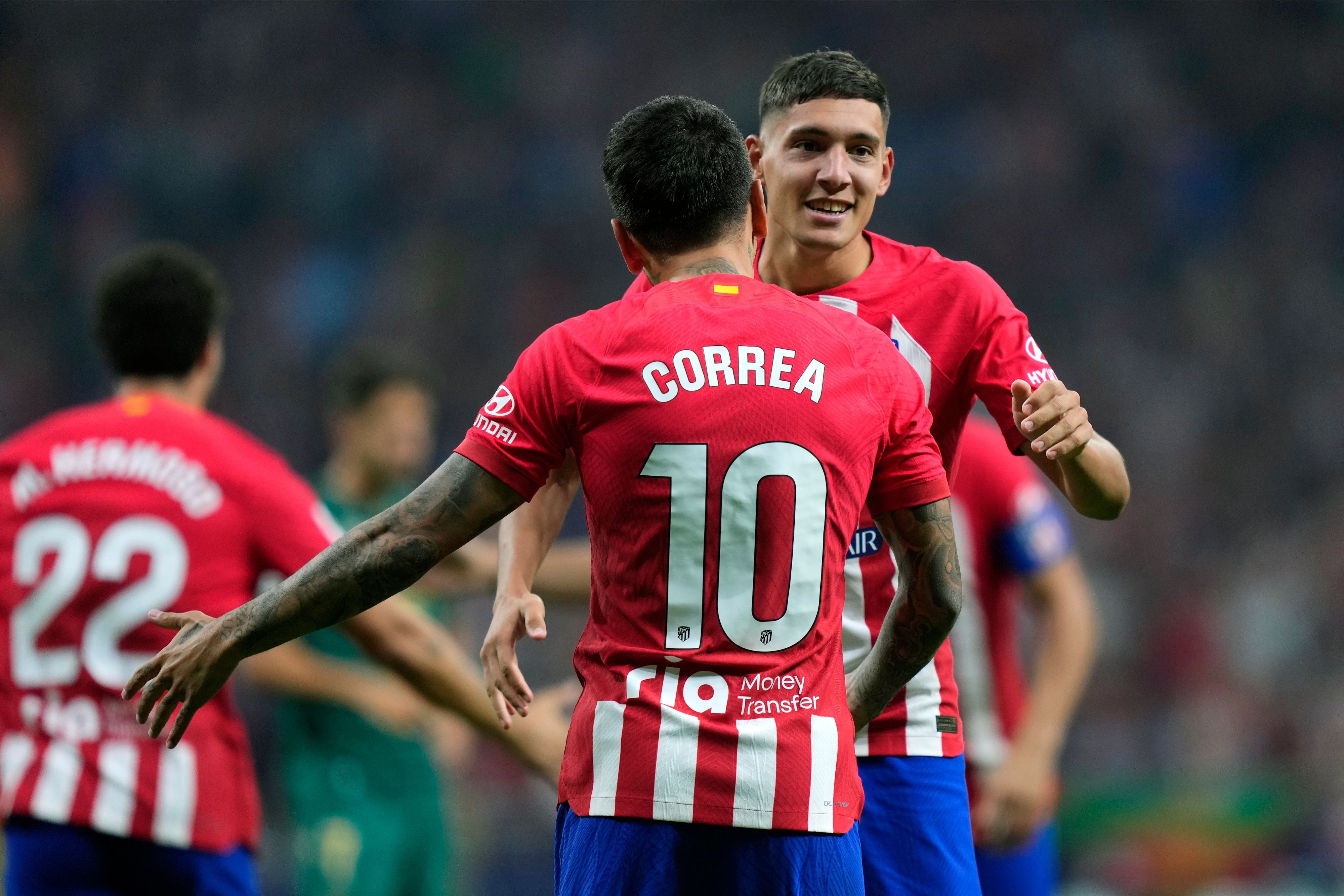 S赛官网-马卡：伯恩茅斯2000万欧报价马竞求购莫利纳，但球员本人不愿转会