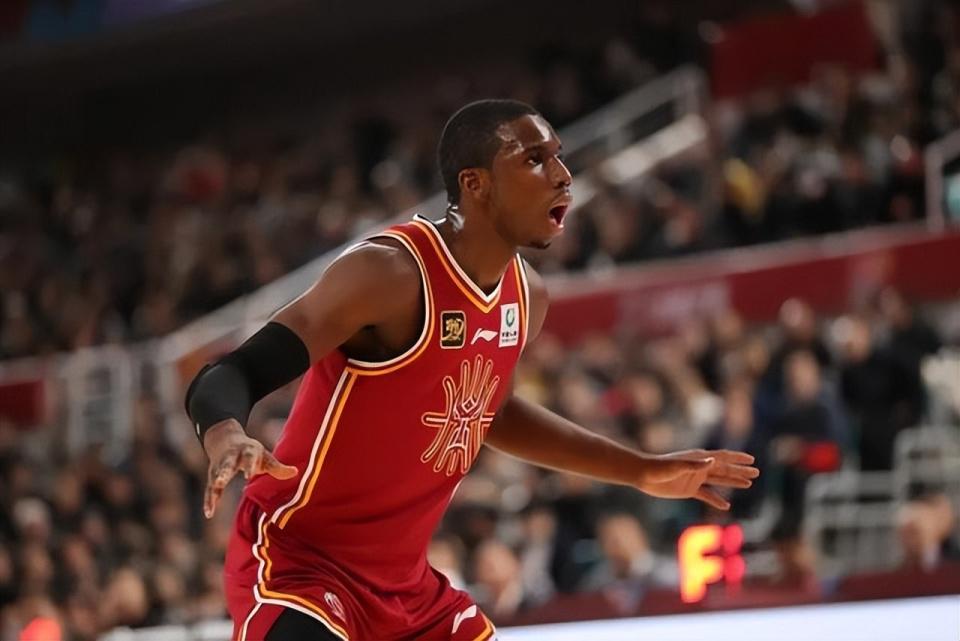 赛事入口-广厦队接近签回功勋大外援,他在本赛季的NBL赛场表现相当不错?