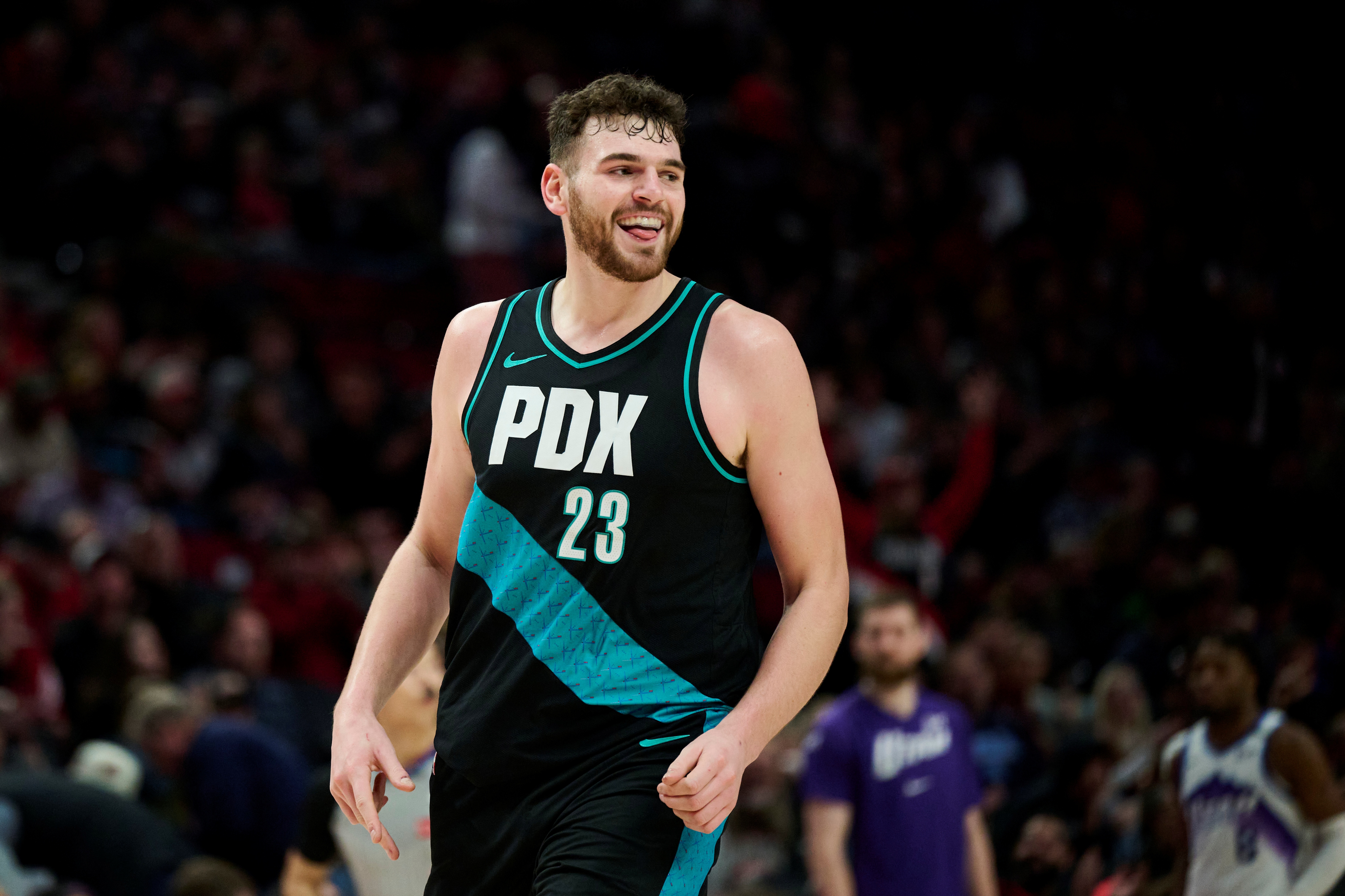 官网赛程查询-克林根：顶级中锋能打30-35分钟 我也想这样 夏天苦练体能&amp;三分