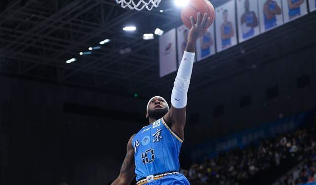 总决赛直播-4战3负跌出争冠区！又一伪强队被打回原形，大牌云集却打不了硬仗