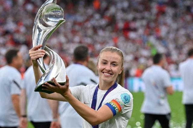 赛事入口-体坛女足欧洲杯最佳阵容：新星上榜 英格兰4人入围