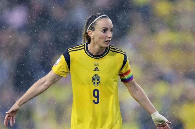 赛事入口-体坛女足欧洲杯最佳阵容：新星上榜 英格兰4人入围