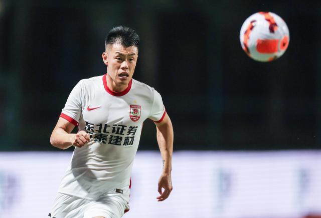 英雄联盟全球总决赛官网平台-亚泰重奖谭龙：大器晚成！国足年龄最大A级赛进球者