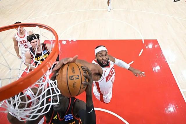 S赛官网-火箭复苏却忘了1人？别让“底薪王”成摆设 他1招乃隐藏王牌|奥科吉|季后赛|俄克拉荷马雷霆队|圣安东尼奥马刺队|休斯敦火箭队_新浪体育_新浪新闻