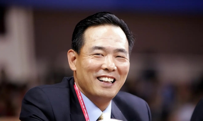 官网赛程查询-张军被查！蔡振华太难得：执掌乒协足协羽协+安全落地 守住底线|足球|体坛|中国羽毛球协会|中国乒乓球队|羽毛球_新浪体育_新浪新闻
