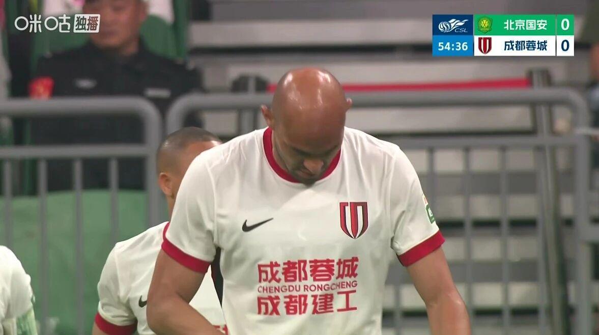 赛事入口-韦世豪绝杀！成都蓉城2-1夺回榜首，北京国安负分仍旧难清零
